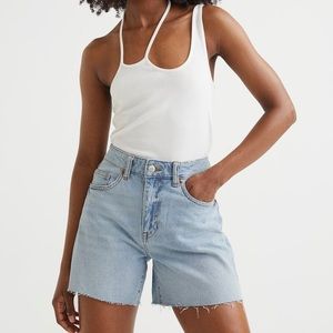 NWT H&M High Waisted Jean Shorts Size 14